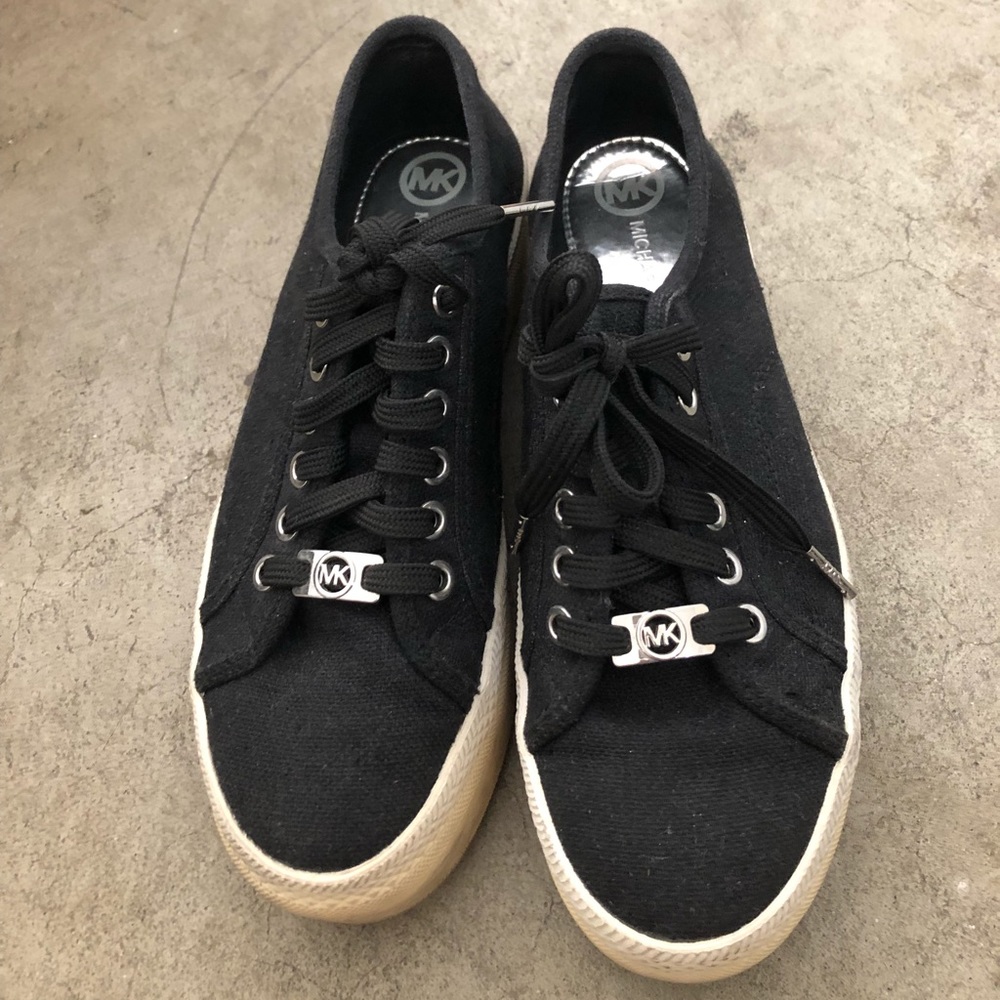Mk shoes
